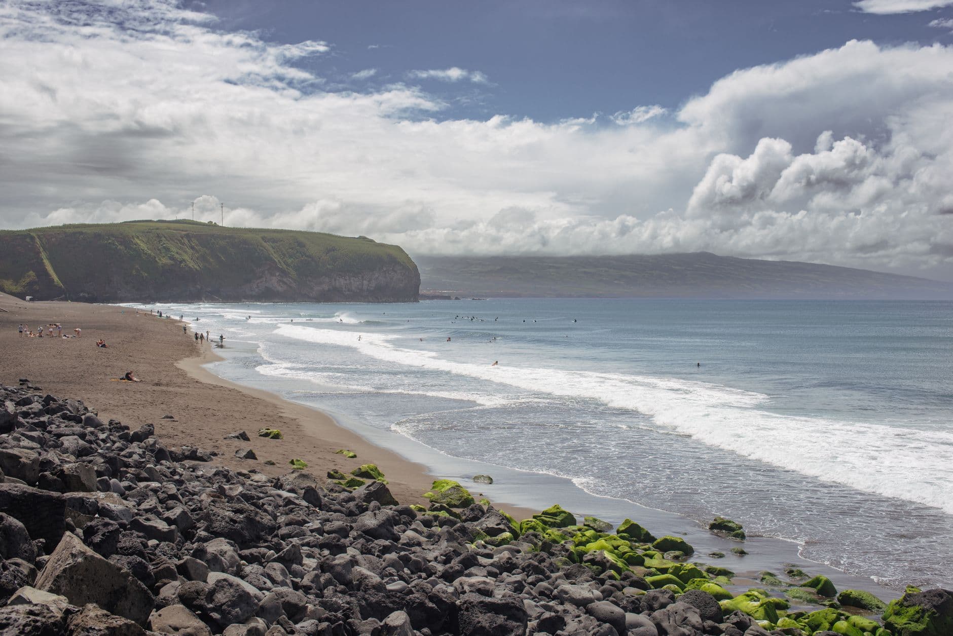 La Fajã da Caldeira de Santo Cristo au pied des falaises de São Jorge